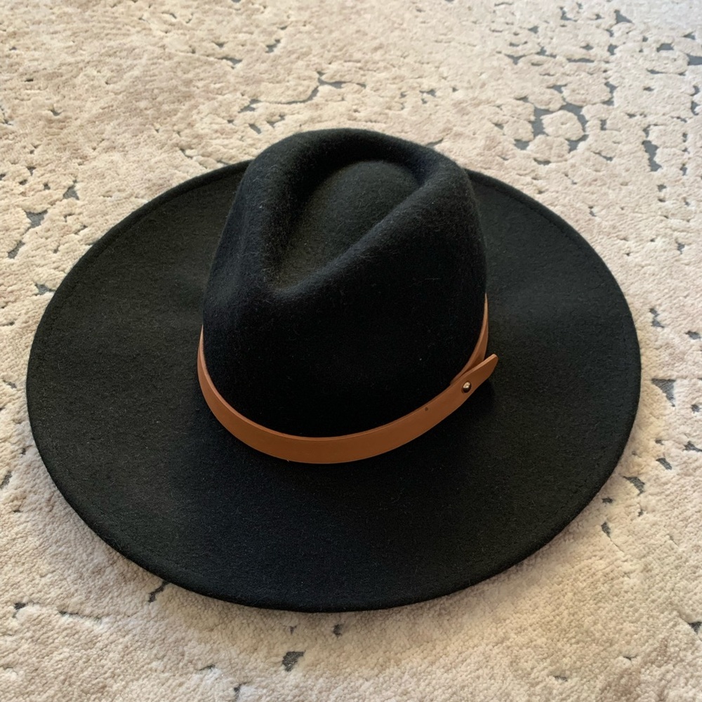 Carly Jean Hat